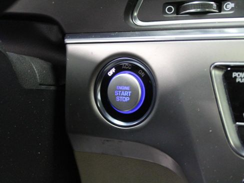 Used 2015 Hyundai Sonata Limited w/ Option Group 06 FWD image 14