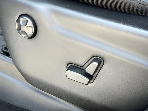 Used 2021 Dodge Durango R/T image 33