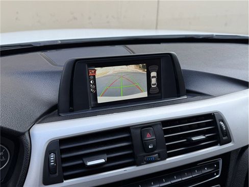 Used 2016 BMW 320i Sedan image 20