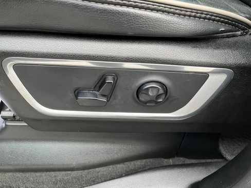 Used 2020 RAM 1500 Laramie AWD/4WD image 24