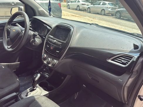 Used 2021 Chevrolet Spark LT FWD image 21