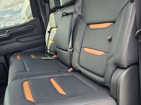 Used 2025 GMC Sierra 1500 AT4 w/ AT4 Premium Package image 20