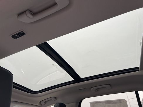 Used 2026 Lincoln Aviator Premiere image 32