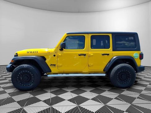Used 2021 Jeep Wrangler Unlimited Sport AWD/4WD image 23