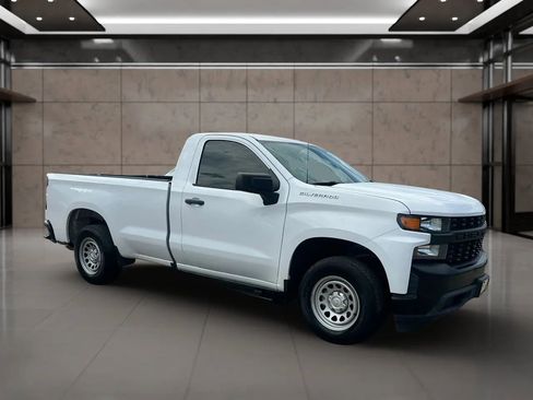 Used 2020 Chevrolet Silverado 1500 W/T w/ WT Value Package AWD/4WD image 2