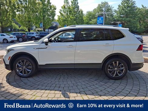 Certified 2022 Volkswagen Tiguan SE AWD/4WD image 5