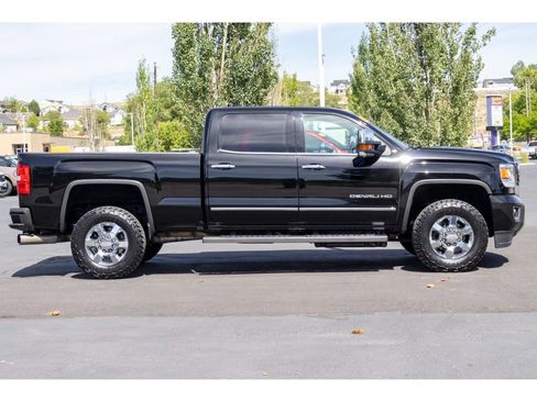 Used 2016 GMC Sierra 3500 Denali w/ Duramax Plus Package AWD/4WD image 2