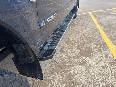 Used 2017 Ford F250 XLT w/ XLT Premium Package AWD/4WD image 10