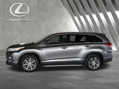Used 2019 Toyota Highlander XLE