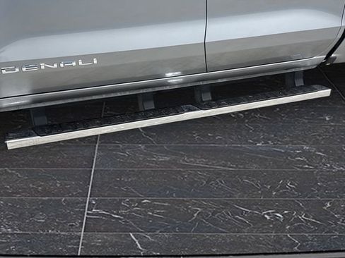 Used 2024 GMC Canyon Denali image 37