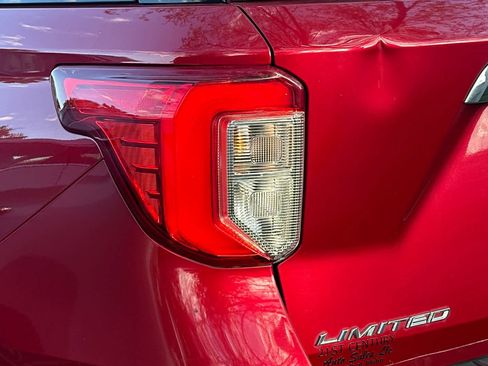 Used 2020 Ford Explorer Limited AWD/4WD image 10