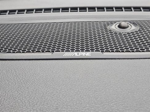 Certified 2021 RAM 1500 Laramie image 33