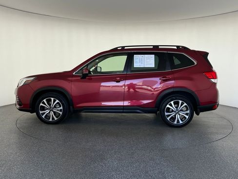 Used 2023 Subaru Forester Limited AWD/4WD image 7