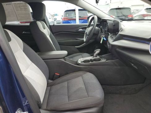 Used 2024 Chevrolet Trax LS w/ LS Convenience Package FWD image 20