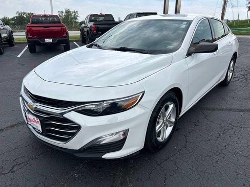 Used 2023 Chevrolet Malibu LS FWD image 9