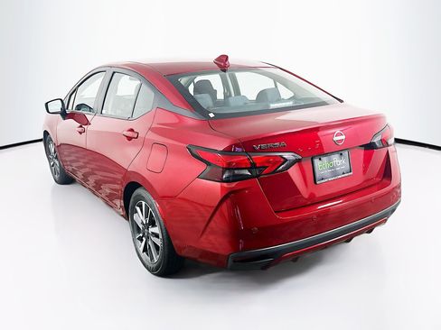 Used 2025 Nissan Versa SV FWD image 5