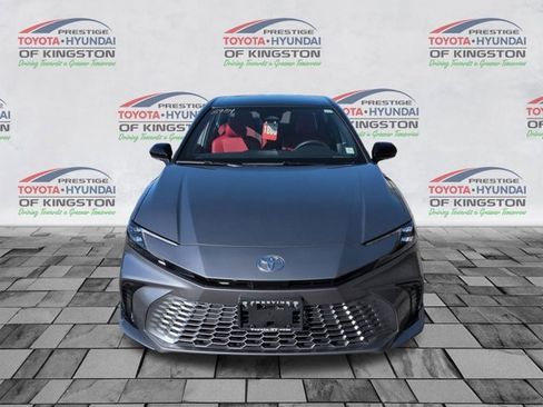 Used 2025 Toyota Camry XSE image 9