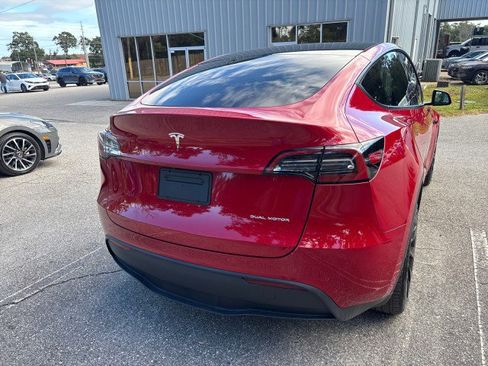 Used 2023 Tesla Model Y Long Range image 9
