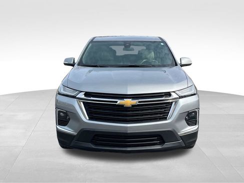 Used 2023 Chevrolet Traverse LS w/ Safety Package image 7