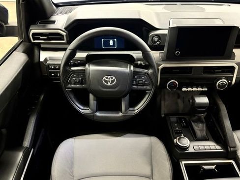 Certified 2025 Toyota Tacoma SR5 AWD/4WD image 12