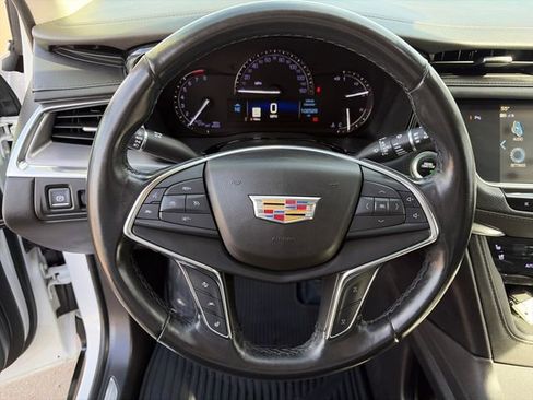 Used 2019 Cadillac XT5 Premium Luxury AWD/4WD image 29