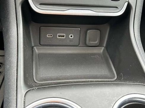 Used 2019 GMC Terrain SLE w/ Driver Convenience Package FWD image 28