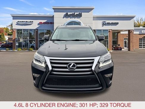 Used 2015 Lexus GX 460 image 2