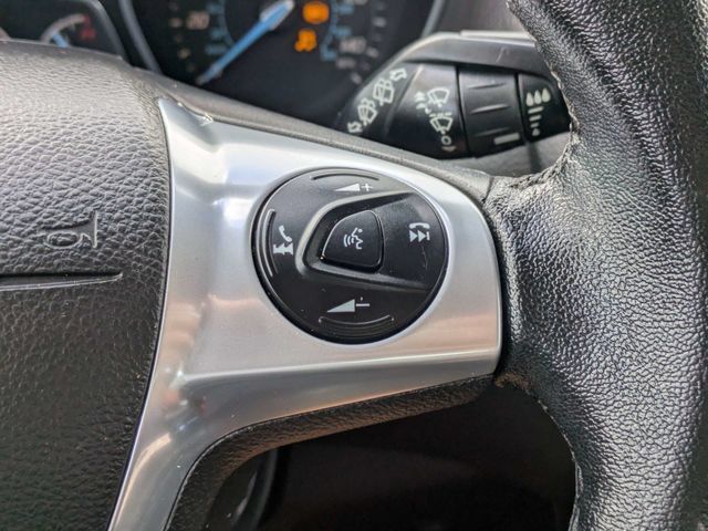 Used 2014 Ford Focus Titanium FWD image 27