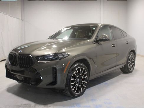 Used 2024 BMW X6 xDrive40i w/ Premium Package AWD/4WD image 1
