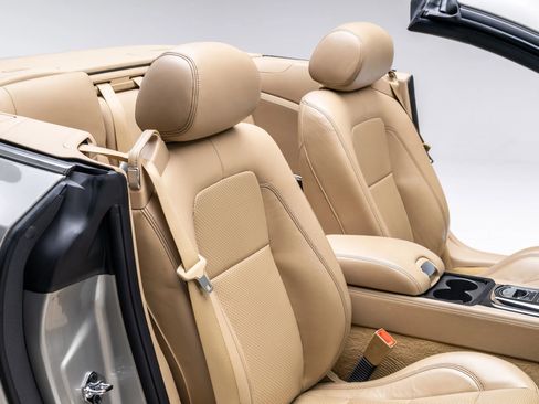 Used 2012 Jaguar XK Convertible RWD image 36
