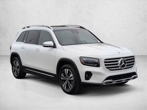Certified 2026 Mercedes-Benz GLB 250 image 3