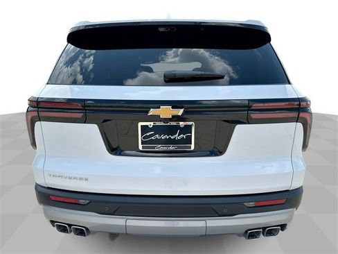 New 2026 Chevrolet Traverse LT w/ Driver Confidence Package image 7