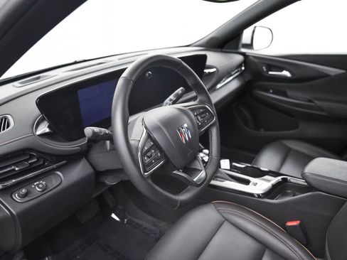 Used 2025 Buick Envista Avenir image 15