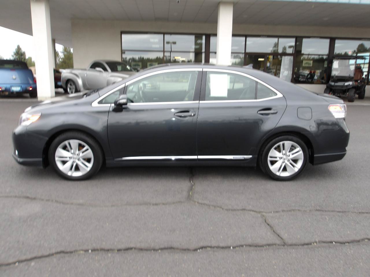 Used 2010 Lexus HS 250h FWD image 2