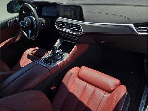 Used 2022 BMW X6 xDrive40i w/ M Sport Package AWD/4WD image 12