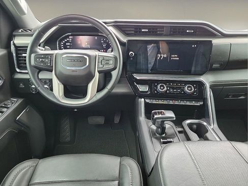 Used 2024 GMC Sierra 1500 Denali w/ Denali Reserve Package image 10