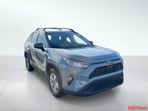 Used 2019 Toyota RAV4 XLE w/ Convenience Package image 5