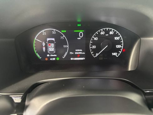 Used 2024 Honda CR-V Sport image 17