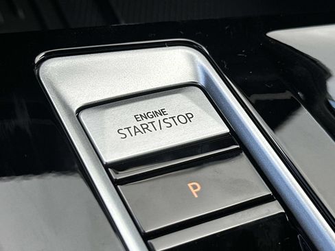 New 2026 Volkswagen Atlas Cross Sport SEL R-Line image 24