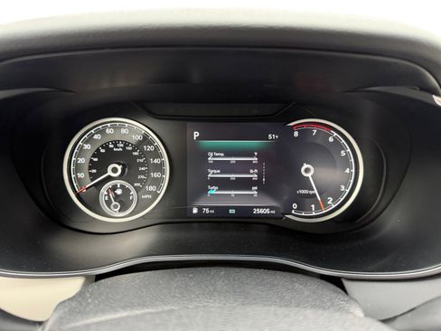 Used 2022 Genesis G70 3.3T image 11