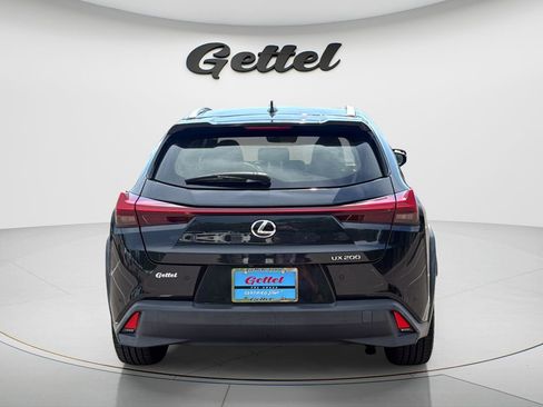 Used 2021 Lexus UX 200 w/ Premium Package FWD image 6