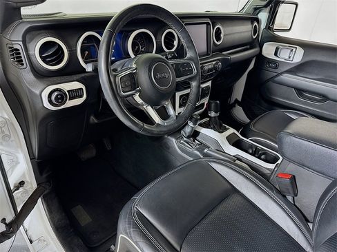 Used 2022 Jeep Gladiator Overland w/ Popular Equipment Package image 7