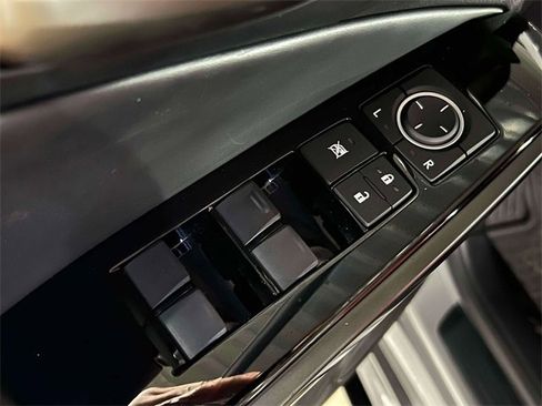 Used 2025 Lexus IS 350 F Sport image 21