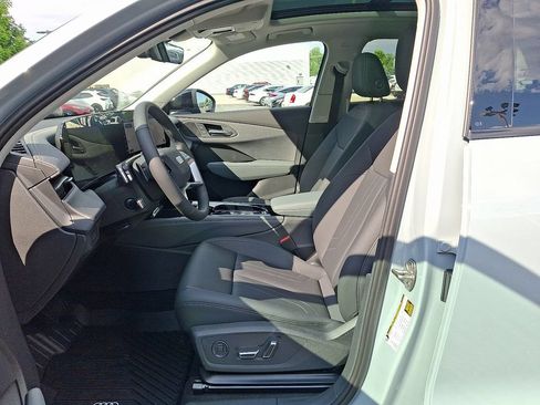 New 2026 Audi Q3 quattro 2.0T AWD/4WD image 6