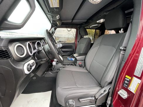 Used 2022 Jeep Wrangler Unlimited Sport image 22
