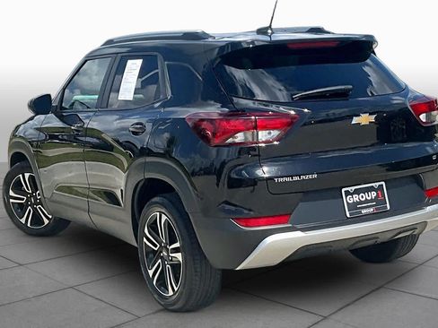 Used 2023 Chevrolet TrailBlazer LT FWD image 11
