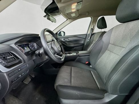 Used 2024 Nissan Rogue SV FWD image 23