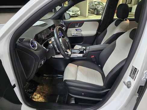 Certified 2023 Mercedes-Benz GLB 250 4MATIC image 20