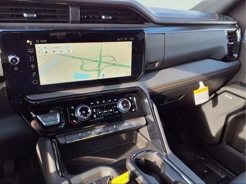 New 2026 GMC Sierra 2500 AT4 image 4