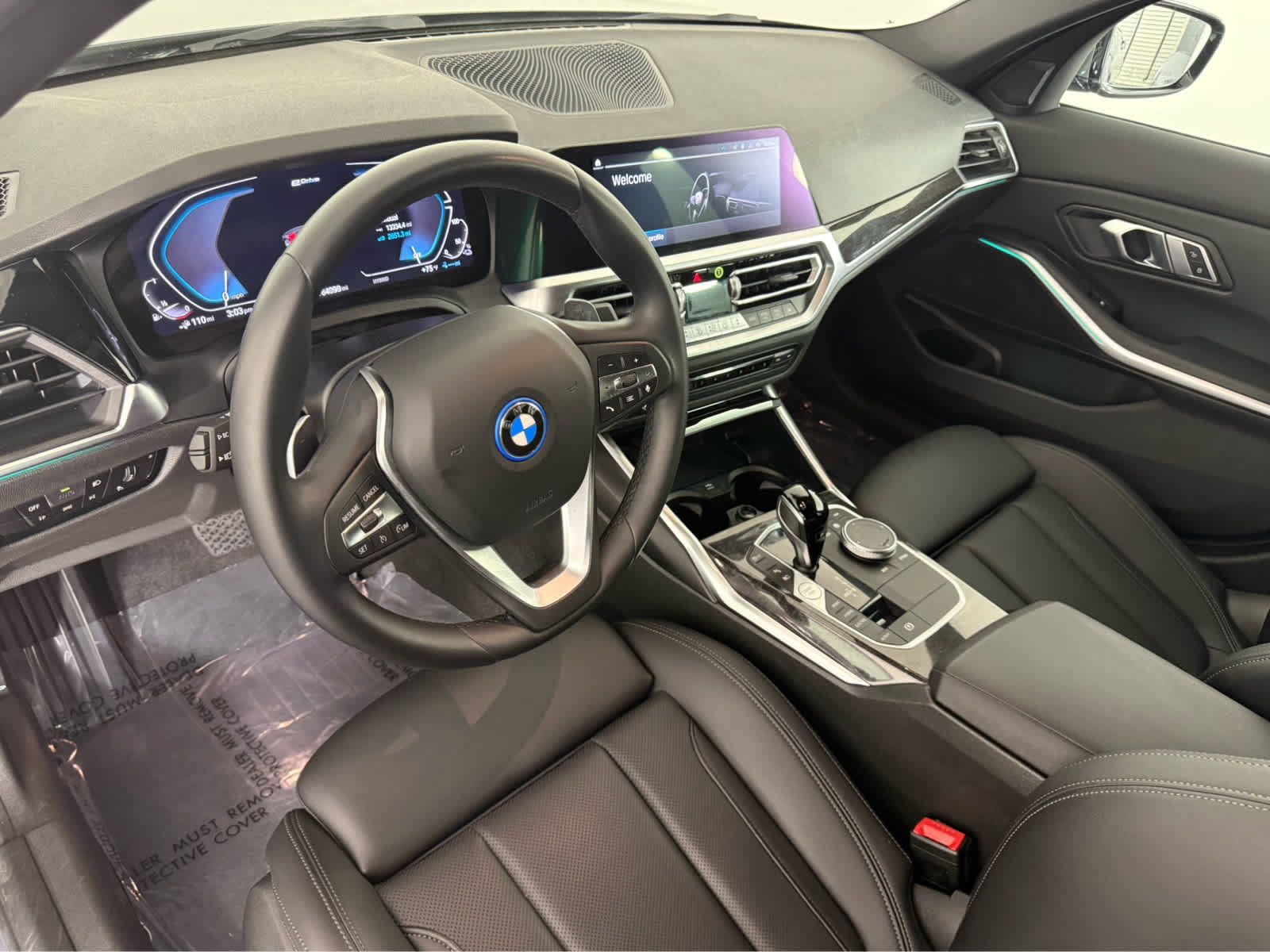 Used 2022 BMW 330e w/ Driving Assistance Package RWD image 11